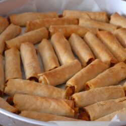 3 Yufka İle Sırrı Sosunda Çıtır Börek Tarifi