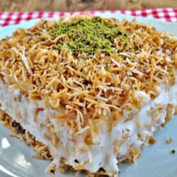 Çıtır Kadayıflı Muhallebi Tatlısı Tarifi
