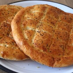 Ev Yapımı Hakiki Ramazan Pidesi Tarifi