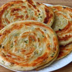 Yeşil Soğan İle Tel Tel Katmer Tarifi