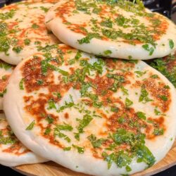 Anne Usulü Yumuşacık Mayalı Bazlama Tarifi