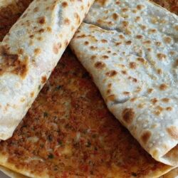 Tavada Bol Lezzetli Lahmacun Tarifi